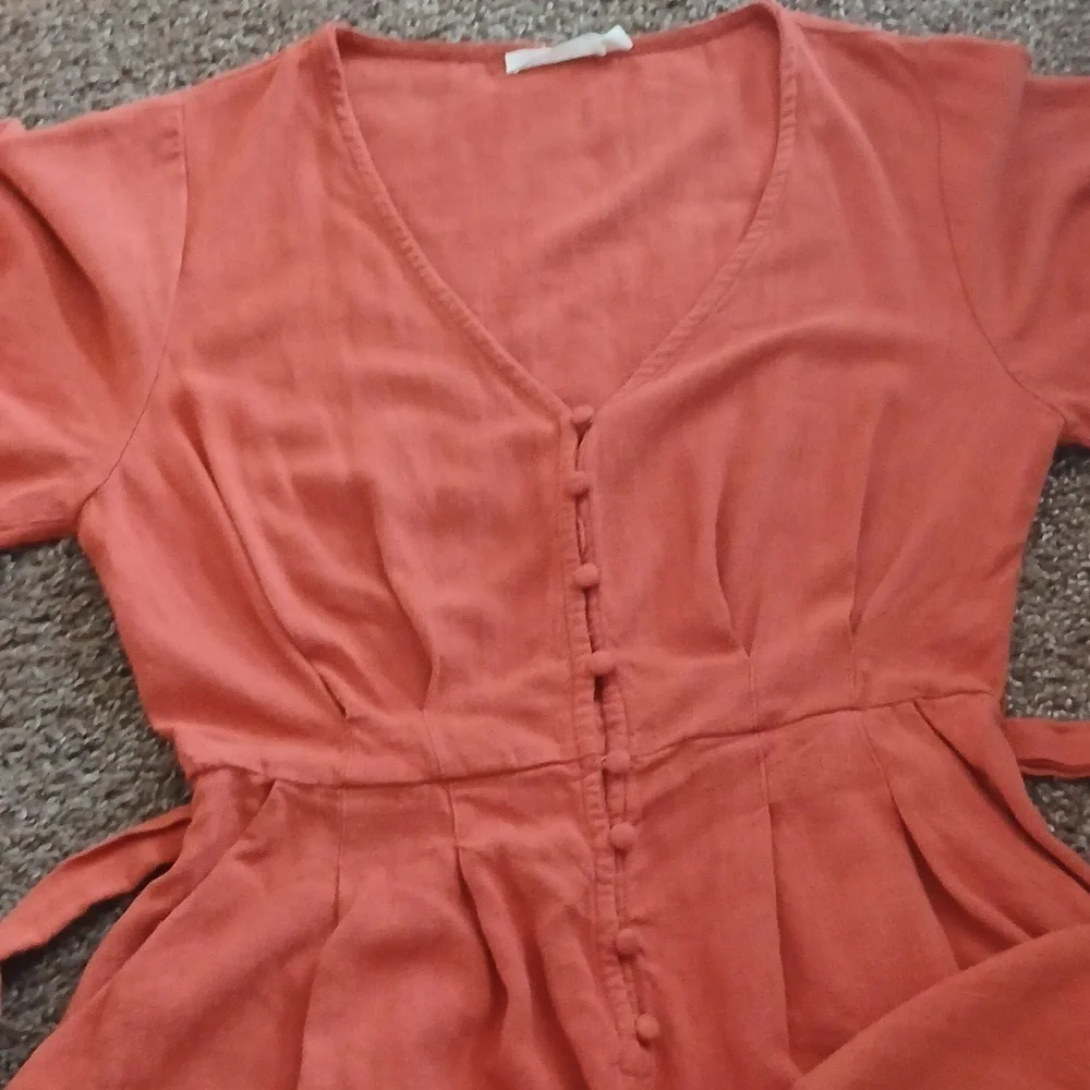 Lush coral solid tie waist Romper size Small - Picture 15 of 15